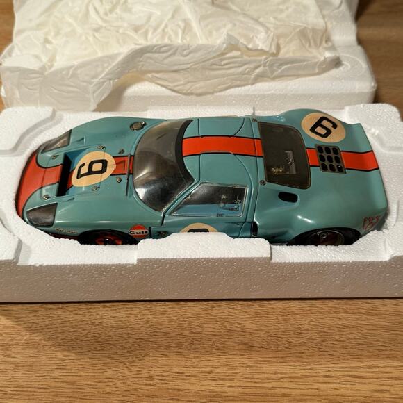 Vintage Revell Creative Masters LTD Ford GT 40 Le Mans 1968 w/‎ COA 1:20 Scale - Picture 4 of 10